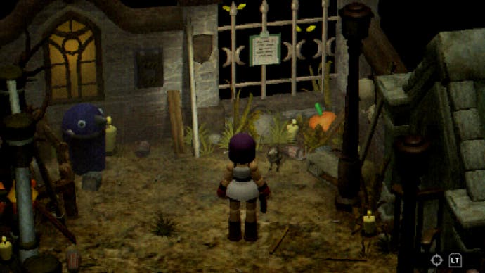 Mara steht in einer abgelegenen Ecke des Hilltop Manor und starrt auf einen Notizzettel, der an einem Geländer befestigt ist.