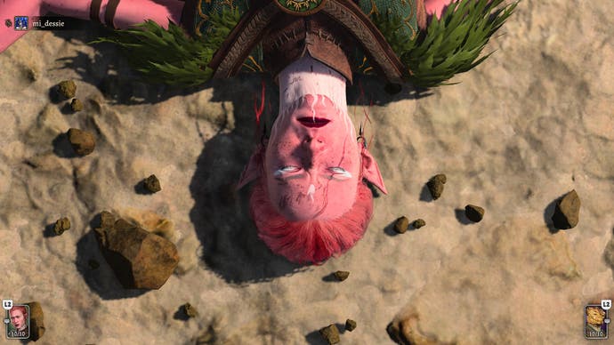 Blick auf einen Charakter in Baldur's Gate 3, der schlafend - oder bewusstlos - an einem Strand liegt. Wir sehen ihren Kopf und ihre Schultern. Sie sehen feminin aus, haben orangefarbene Haare, rosa Haut, spitze Ohren und ein weißes Nackentattoo. Sie sind verdammt cool.